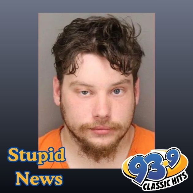 Dude Walks Out On Tab, Busted When He Cam...